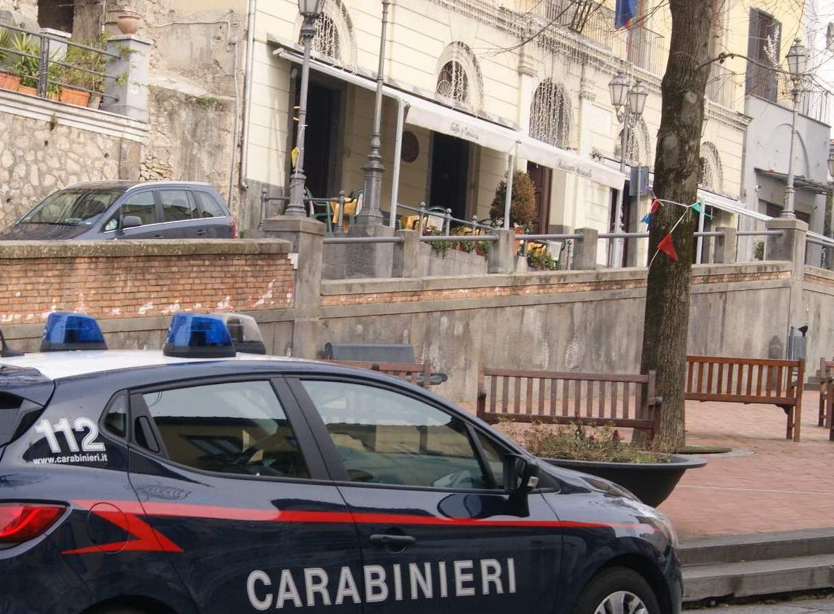 Baiano - Controlli e perquisizioni dei carabinieri.Sette  segnalazioni per droga e prescrizioni in un cantiere edile